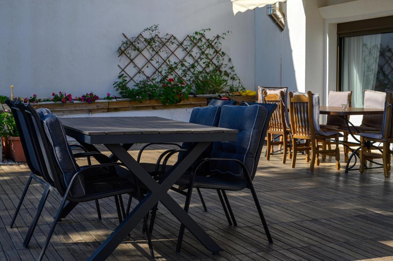 5 Meters From The Beach Chrani Exterior foto
