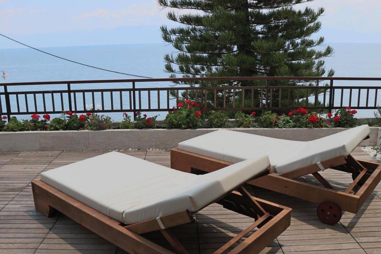 5 Meters From The Beach Chrani Exterior foto